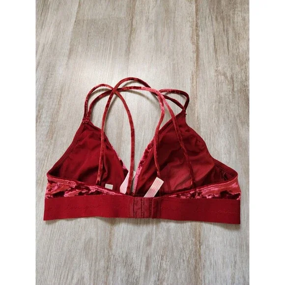 PINK Victoria’s Secret Velvet Bralette L Red Strappy Back Wireless Bra EUC - Picture 3 of 7